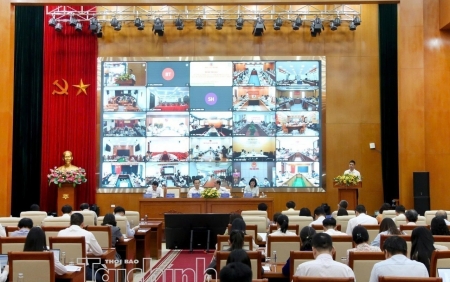 Bộ Tài chính khẩn trương rà soát, tái cấu trúc hệ thống văn bản pháp luật