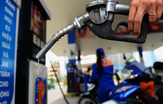 Cần đánh giá cụ thể và lộ trình phù hợp khi thay đổi công thức tính giá xăng dầu