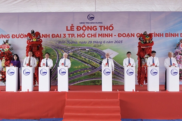 Động thổ hạng mục đầu tiên của Dự án đường Vành đai 3 TP. Hồ Chí Minh