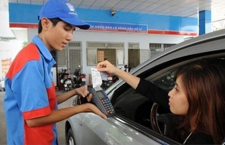 Phát hành hóa đơn điện tử bán lẻ xăng dầu: Doanh nghiệp không nên chần chừ, "câu giờ"