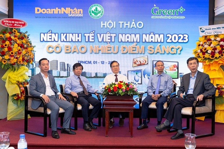 Kinh tế Việt Nam năm 2024: Tìm điểm sáng để kỳ vọng