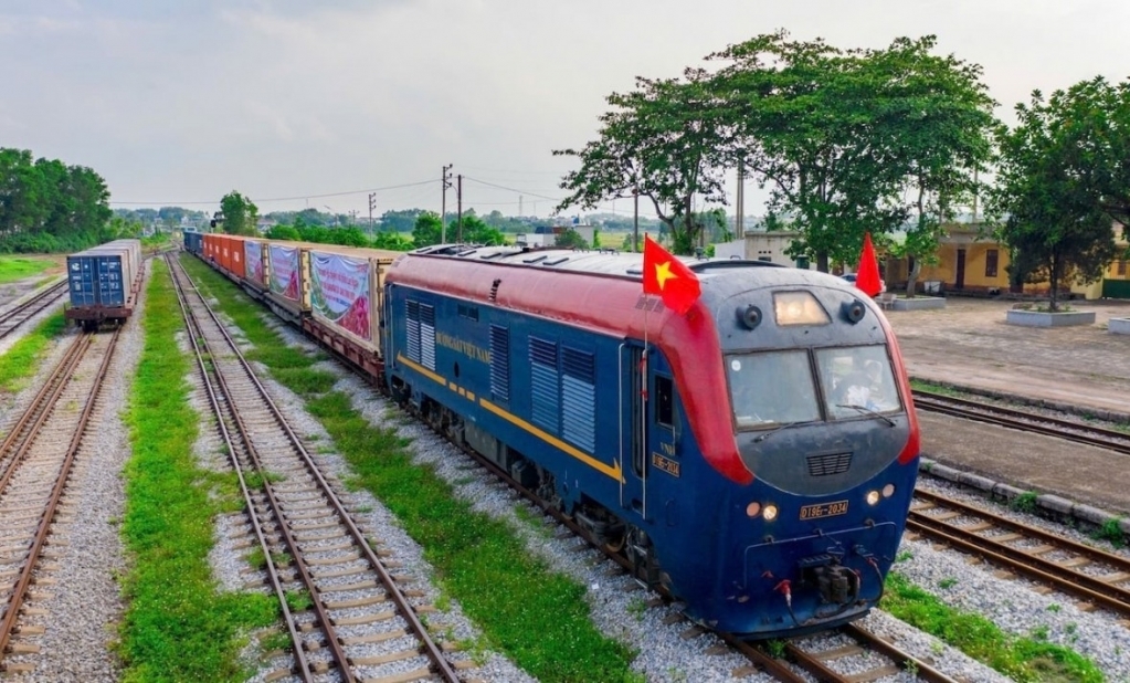 Đẩy nhanh tiến độ dự án đường sắt Lào Cai - Hà Nội - Hải Phòng