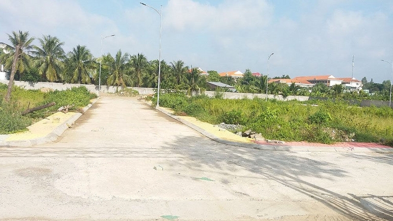 Bến Tre: Tăng cường xử lý nghiêm hành vi khai thác đất mặt ruộng, đất bờ kênh trái phép