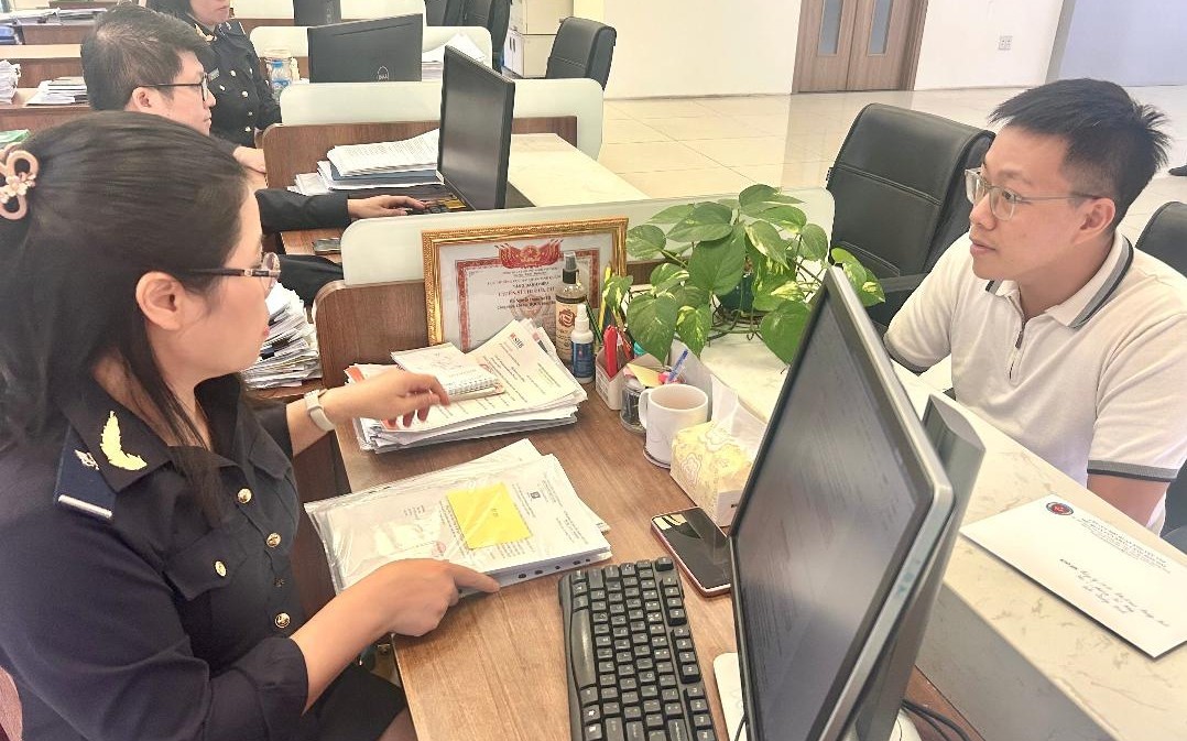 Bộ Tài chính quy định thủ tục hải quan với hàng hóa mua gom của cư dân biên giới