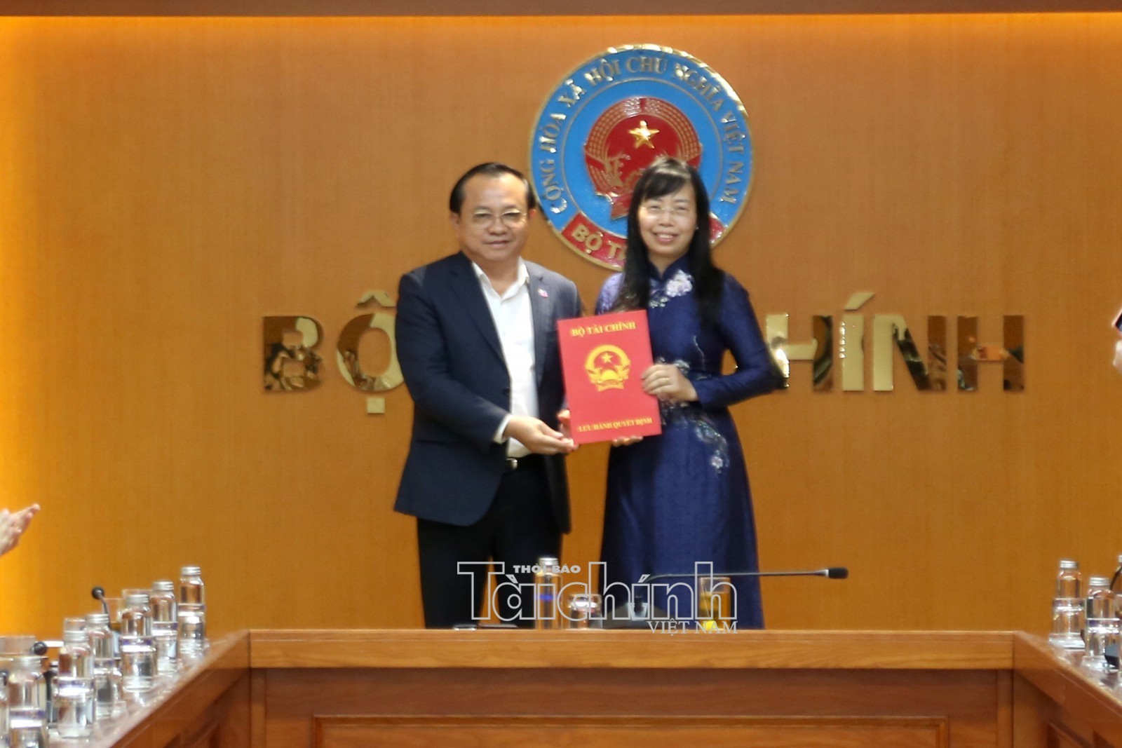 Bộ Tài chính trao quyết định bổ nhiệm Phó Cục trưởng Cục Quản lý, giám sát bảo hiểm