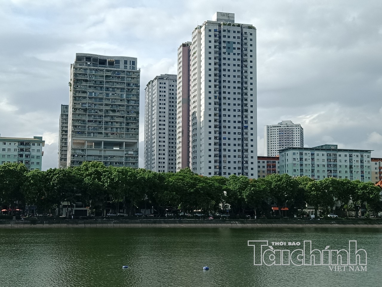 Bộ Xây dựng: Giá bán căn hộ chung cư có xu hướng giảm