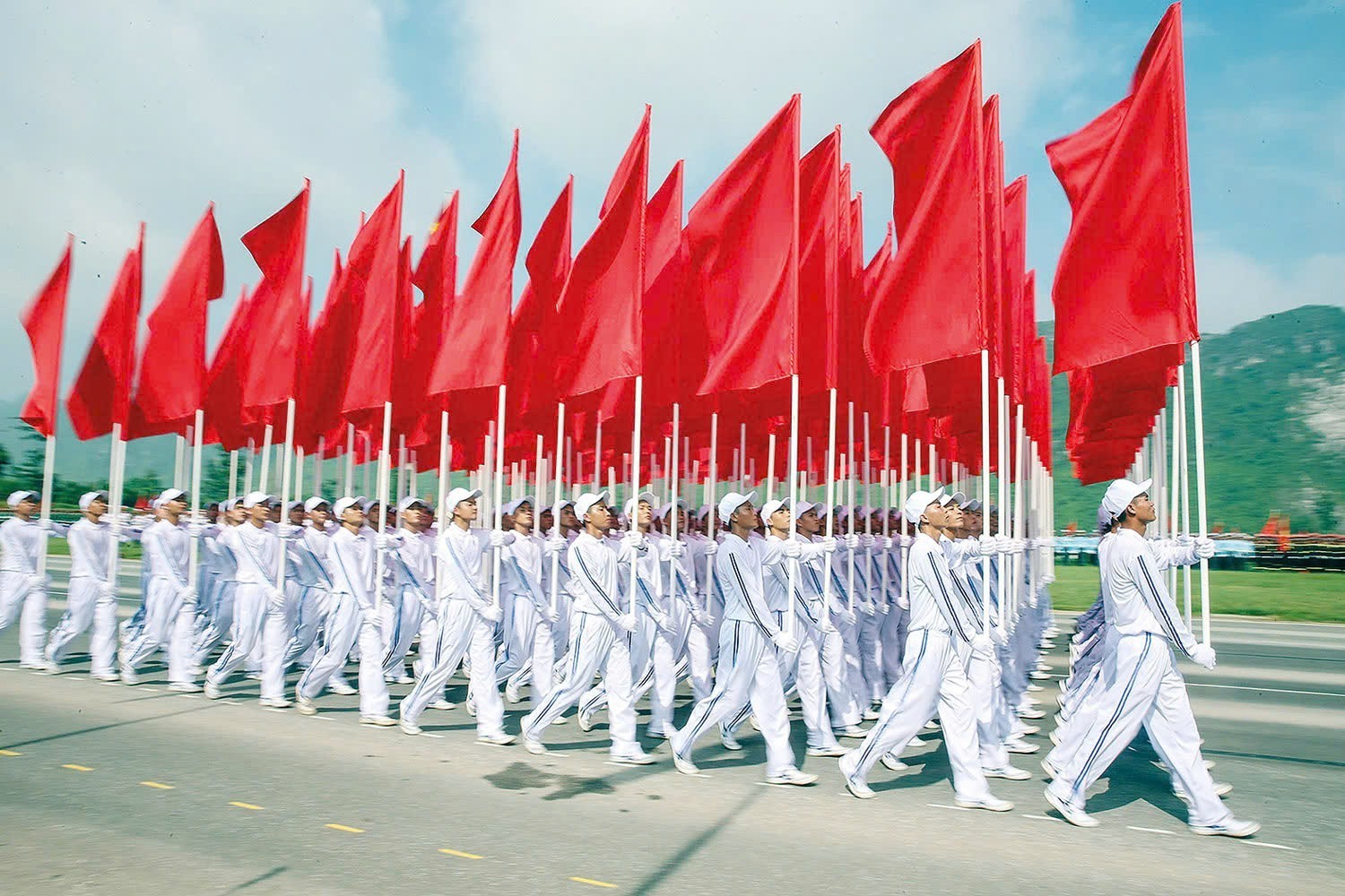 Cải cách thể chế, mở đường cho kinh tế bứt phá