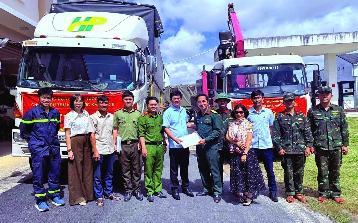 Chi cục Dự trữ Nhà nước khu vực II: Kịp thời bàn giao vật tư, sẵn sàng nguồn lực ứng phó thiên tai