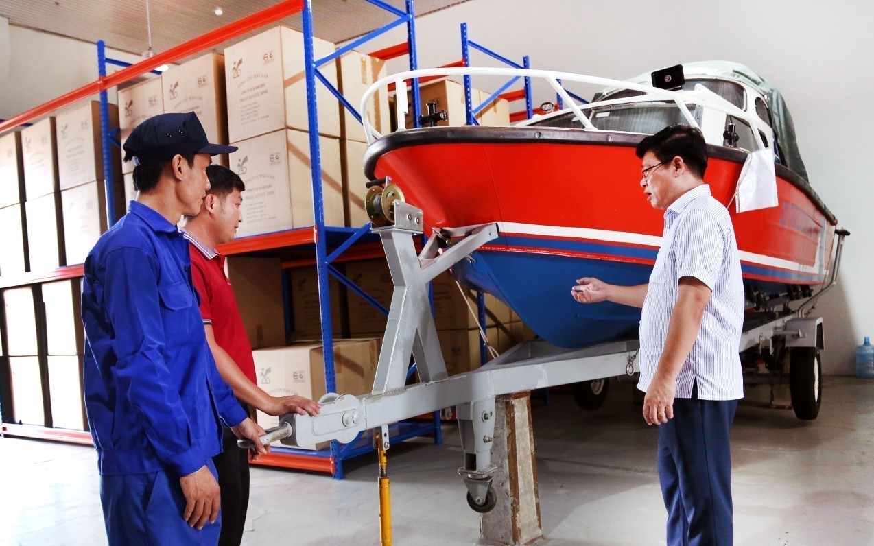Cục Dự trữ Nhà nước xuất cấp nhiều thiết bị, vật tư cho 4 tỉnh để phòng, chống thiên tai và tìm kiếm cứu nạn