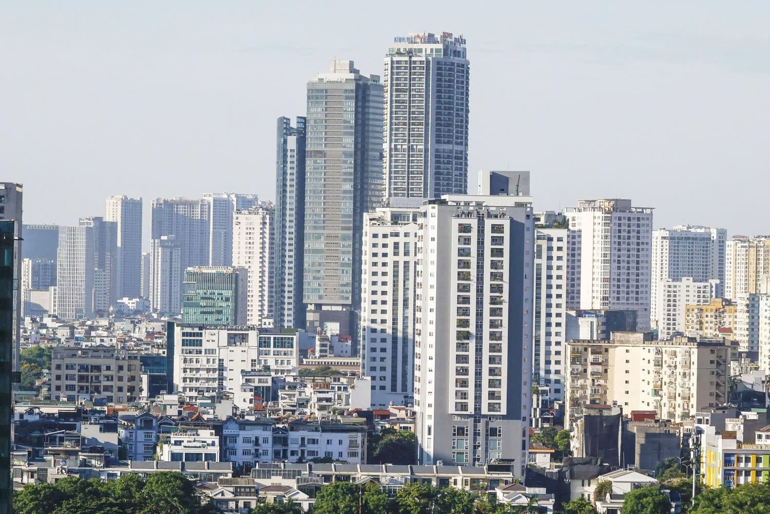 Doanh nghiệp bất động sản lãi lớn, nhưng áp lực tài chính hiện hữu Doanh nghiệp bất động sản lãi lớn, nhưng áp lực tài chính hiện hữu