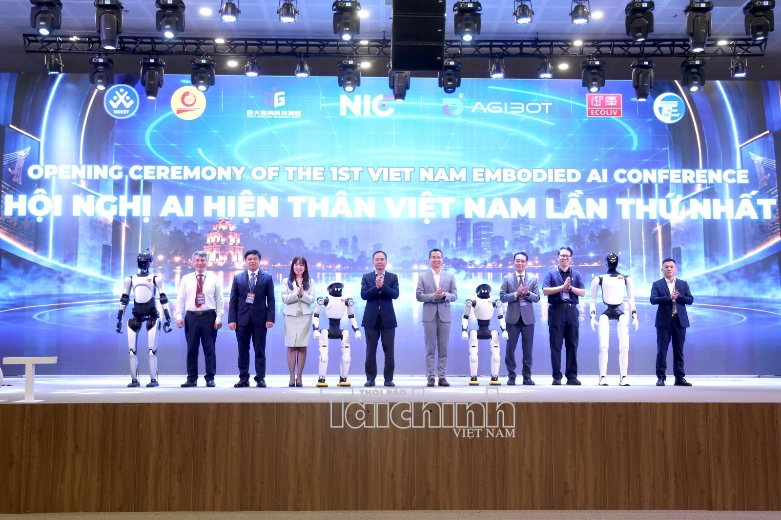 Hội nghị AI hiện thân Việt Nam lần thứ nhất: Định hình kỷ nguyên năng suất mới và chiến lược vươn tầm khu vực Hội nghị AI hiện thân Việt Nam lần thứ nhất: Định hình kỷ nguyên năng suất mới và chiến lược vươn tầm khu vực