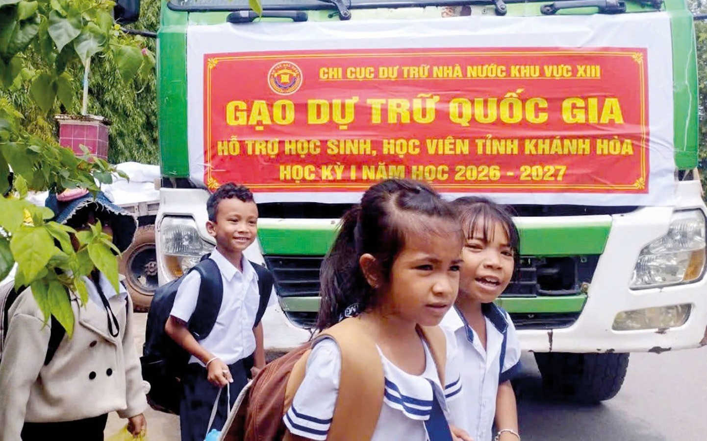 Hơn 1.932 tấn gạo dự trữ quốc gia đến với học sinh đúng hạn