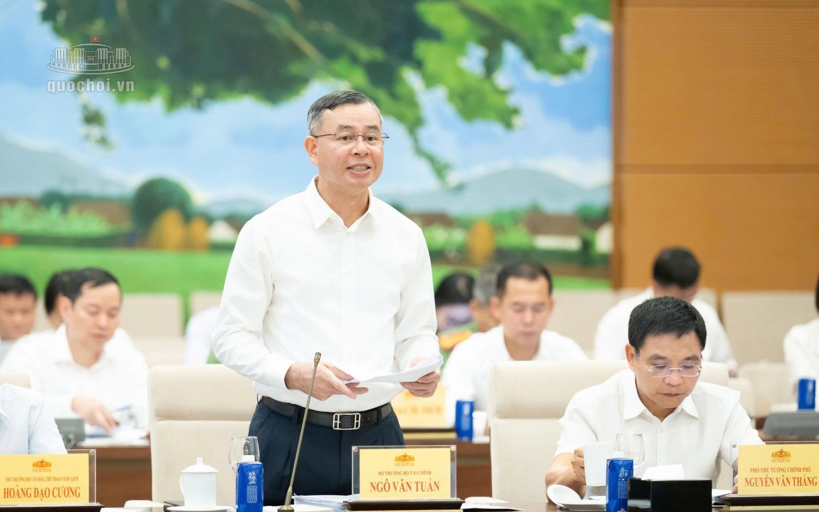 Năm 2027: Phấn đấu tăng trưởng 10% trở lên gắn với ổn định kinh tế vĩ mô