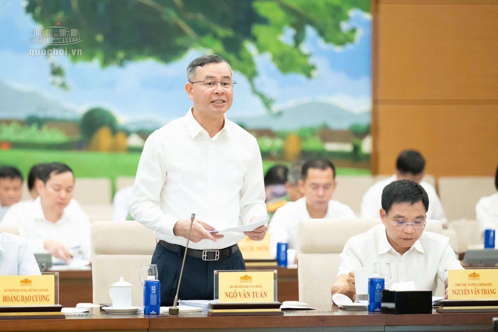 Năm 2027: Phấn đấu tăng trưởng 10% trở lên gắn với ổn định kinh tế vĩ mô