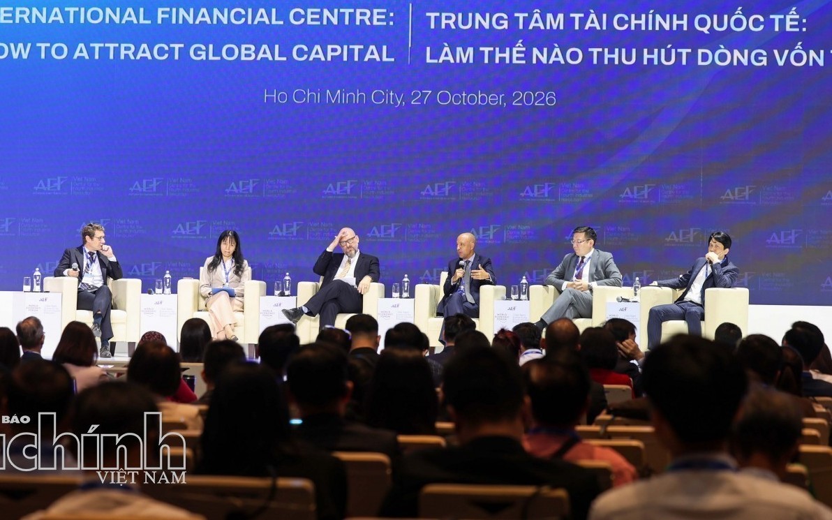 Trung tâm tài chính quốc tế cần cơ chế giám sát tạo niềm tin cho nhà đầu tư