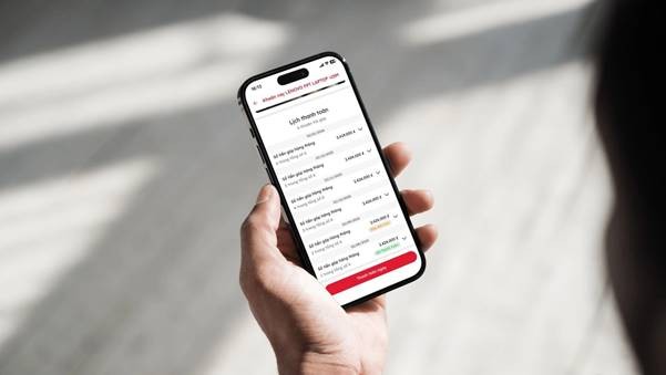 Từ CCCD đến smartphone: Cách công nghệ đang thay đổi trải nghiệm tài chính Từ CCCD đến smartphone: Cách công nghệ đang thay đổi trải nghiệm tài chính