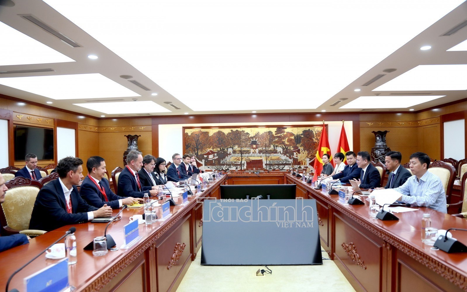 Việt Nam - Áo thúc đẩy hợp tác trong lĩnh vực tài chính và hạ tầng giao thông