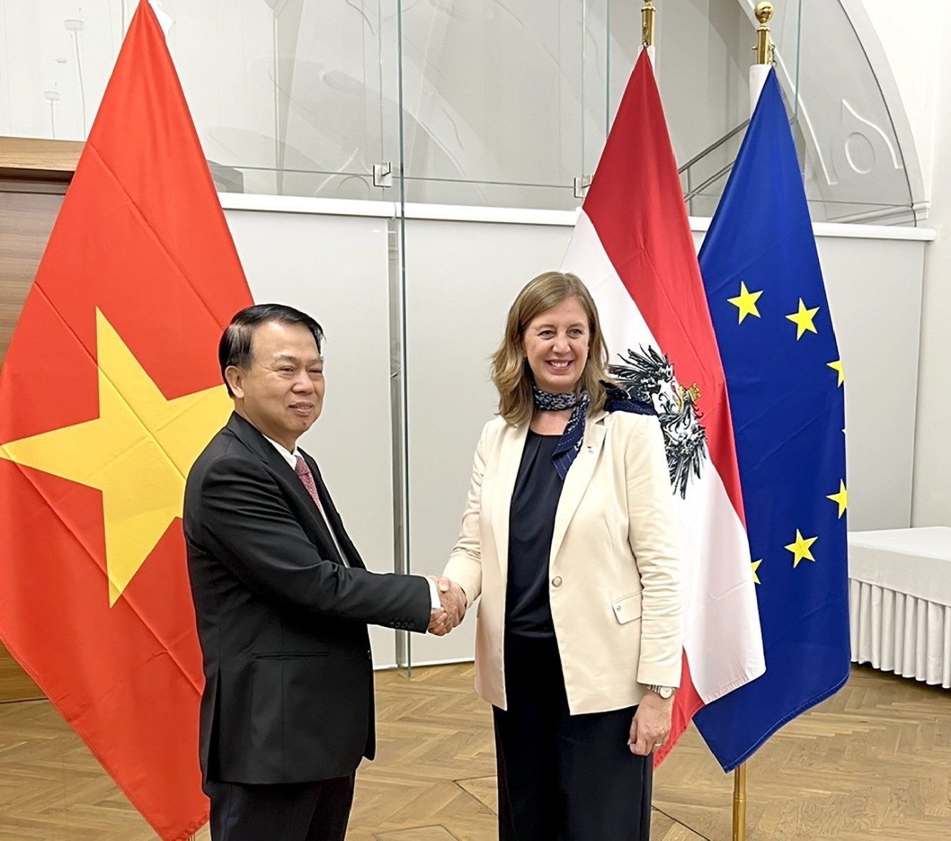 Việt Nam và Cộng hòa Áo thúc đẩy nâng cao hiệu quả hợp tác kinh tế, tài chính và đầu tư