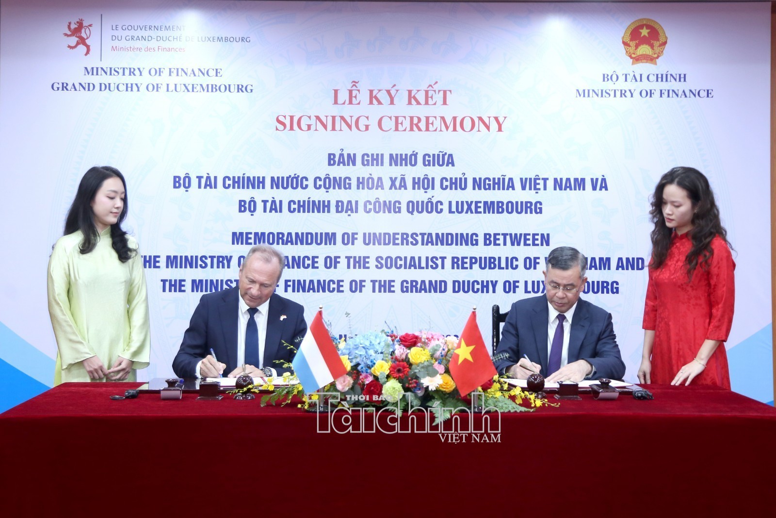 Việt Nam và Luxembourg ký biên bản ghi nhớ hợp tác tài chính